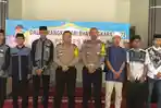 polres-wajo-membagikan-30-sim-gratis_20180613_215126.jpg