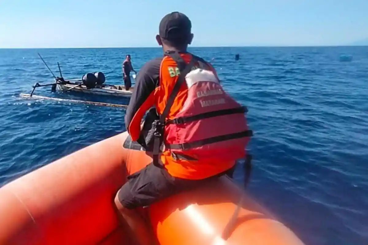 Pencarian 2 Nelayan Kota Bima yang Hilang saat Mancing Diperluas hingga 15 Mil