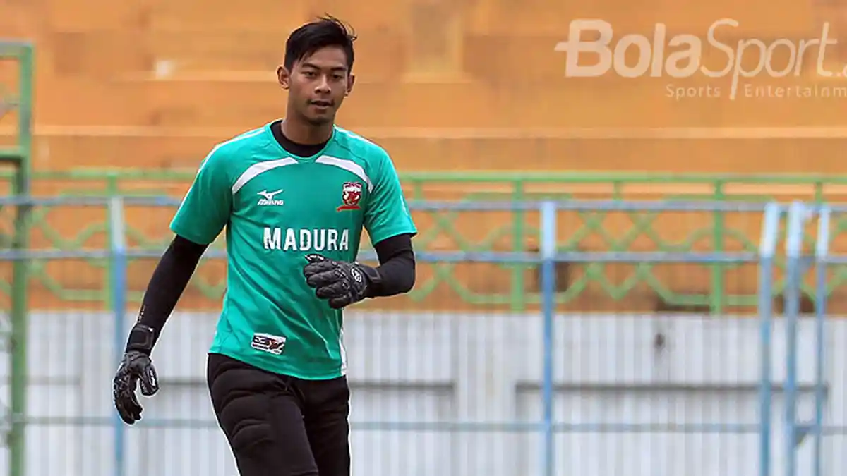 Selain Miswar Saputra, Pelatih Kiper Persebaya Tidak Membantah Juga Bidik Dua Kiper Level Timnas