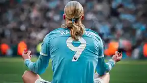 wajah-Erling-Haaland-diseruduk-bek-Arsenal.jpg