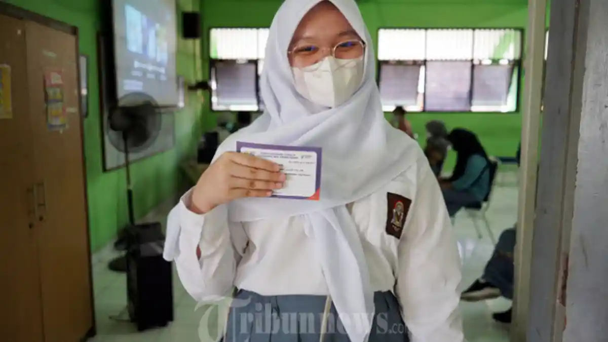 Materi Sekolah Kelas 12 Tema 12 Kurikulum 2013, Pengertian Pancasila & Implementasi Nilai Praksisnya