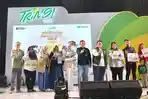 Penyerahan-hadiah-Badai-Emas-2025-di-PSCC.jpg