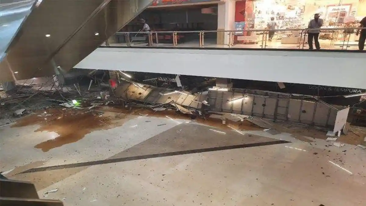 Ada Kobaran Api di Insiden Ambruknya Lift Barang Mal Margo City, 4 Korban Luka Bakar Berat
