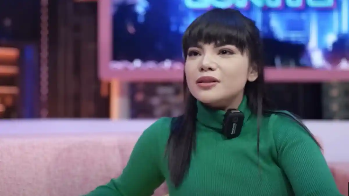 Dinar Candy Elus Dada, Mantan Pacarnya Ternyata Penyuka Sesama Jenis : Malu sampai ke Ubun-ubun!