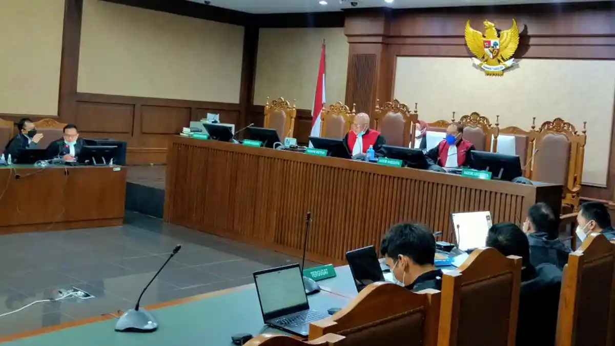 Saksi di Sidang Nurhadi: Niat Membantu Berujung di Bui, Kok Bisa?