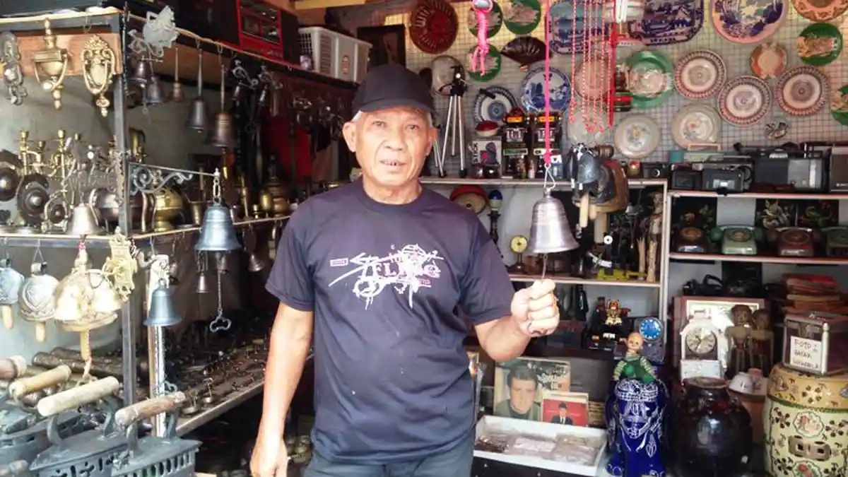 Ke Pasar Klitikan Semarang? 5 Barang Antik Ini Bisa Jadi Pilihan. Jangan Lupa Menawar Ya. . .