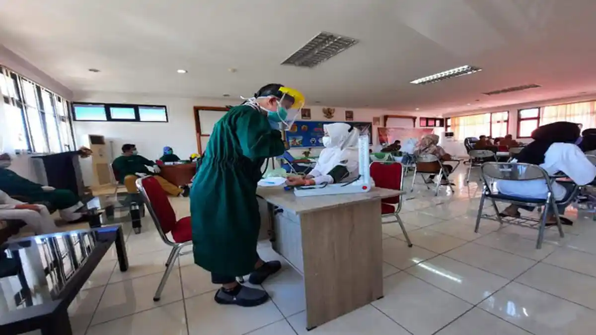 14 Nakes Natuna Divaksinasi Covid-19 Dosis Ketiga Pakai Moderna Hari Ini