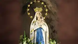 Patung-Bunda-Maria-dari-Lourdes-030224.jpg