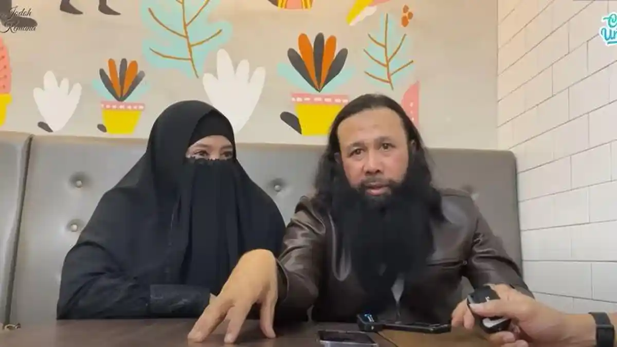 Dinikahi Reza Abdul Jabbar, Peggy Melati Sukma Ungkap Proses Taarufnya