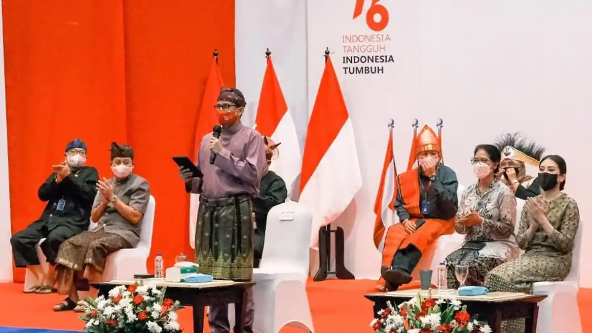 Sandiaga Uno Ajak Masyarakat Maknai Kemerdekaan Bangkit dari Pandemi