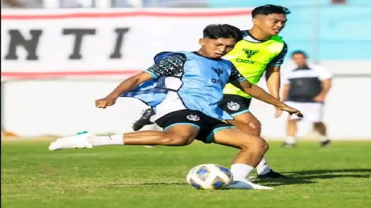 Peran Vital Akbar Tanjung dan Ananda Raehan, Gelandang PSM Pemutus ...