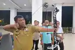 PERAGAKAN-Gubernur-Sulut-Yulius-Selvanus-Komaling-YSK-deHKHGK.jpg