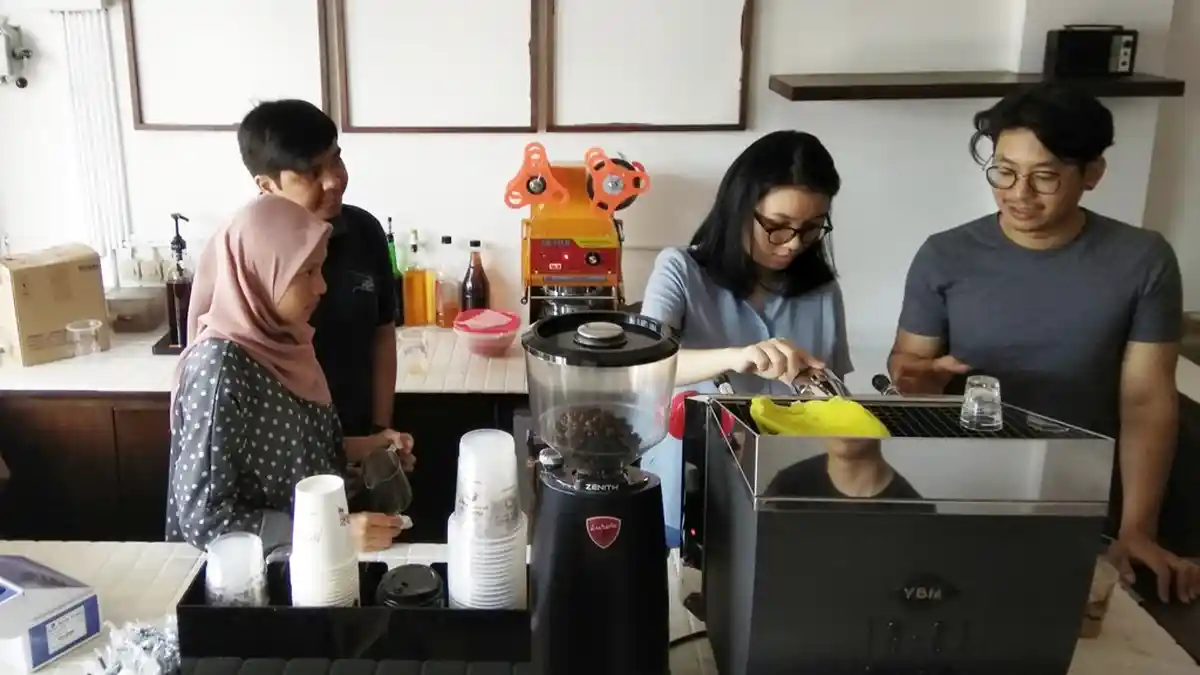 Promo Buy 1 Get 1 Semarak Opening Kopi Soe 9-11 September 2019