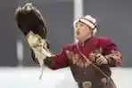 Melihat Kompetisi Pemburu Elang di World Nomad Games