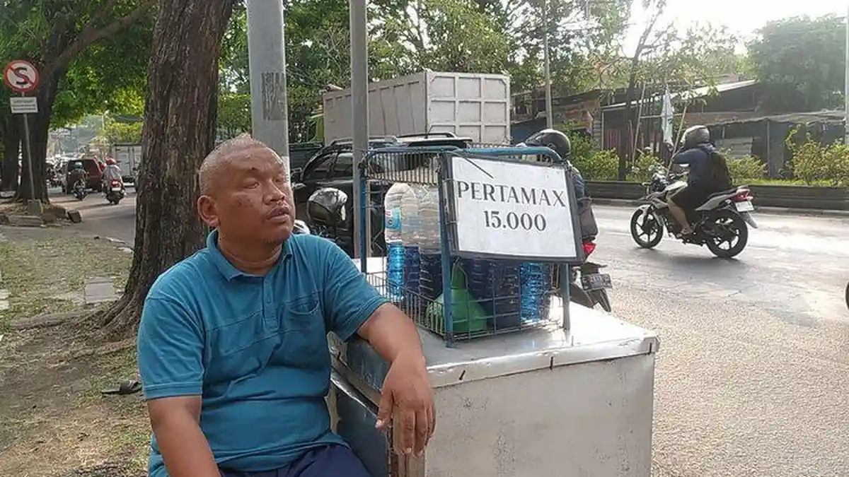 Tarsono,Tuna Netra Penjual Bensin Eceran Ditipu Berkali-kali dan Uang Istrinya Dirampok