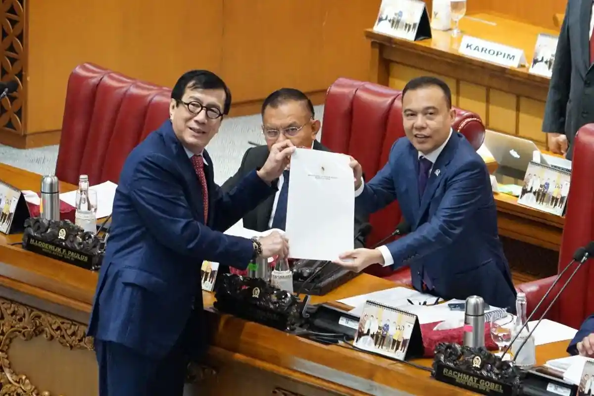 KUHP Baru Masih Banyak Kekurangan dan Kurang Sosialiasi, Menkumham Yasonna Laoly Minta Maaf