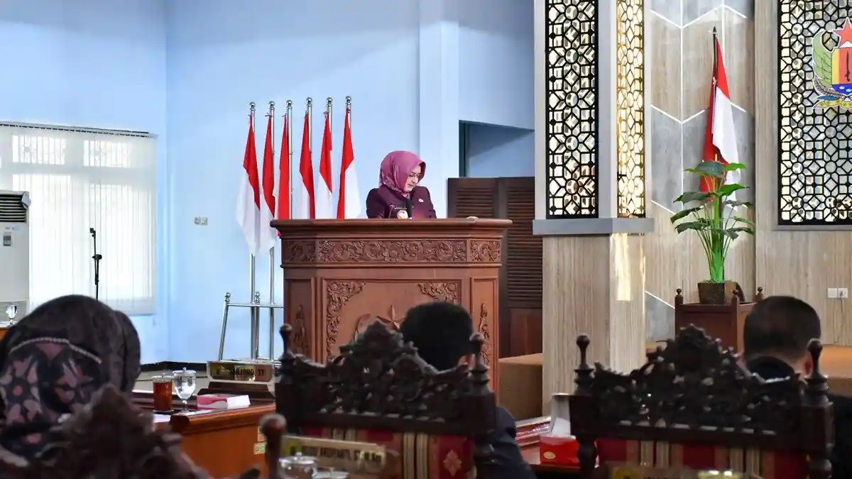 2 Raperda Inisiatif DPRD Kabupaten Pekalongan Diparipurnakan, Ini Pendapat Bupati Fadia  