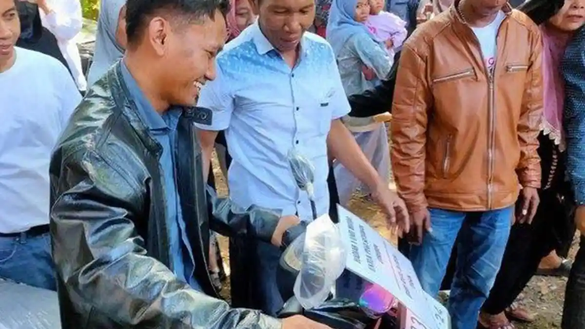 Dapat Hadiah Sepmor , Pegi Setiawan : Untuk Kerja di Cirebon dan Antar Jemput Adik Sekolah