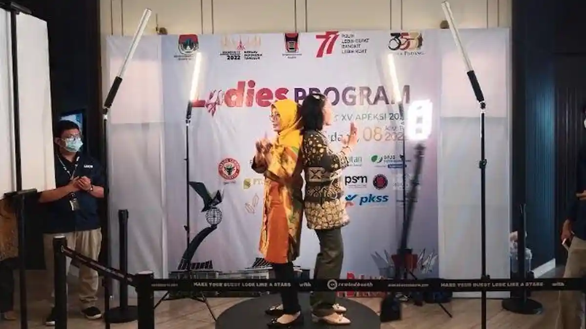 Rakernas Apeksi, Para Istri Wali Kota Siap Ikuti Ledies Program di Hotel Santika Premiere Padang