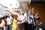 Bebas dan Pulang ke Rumah, Siti Aisyah Gelar Syukuran