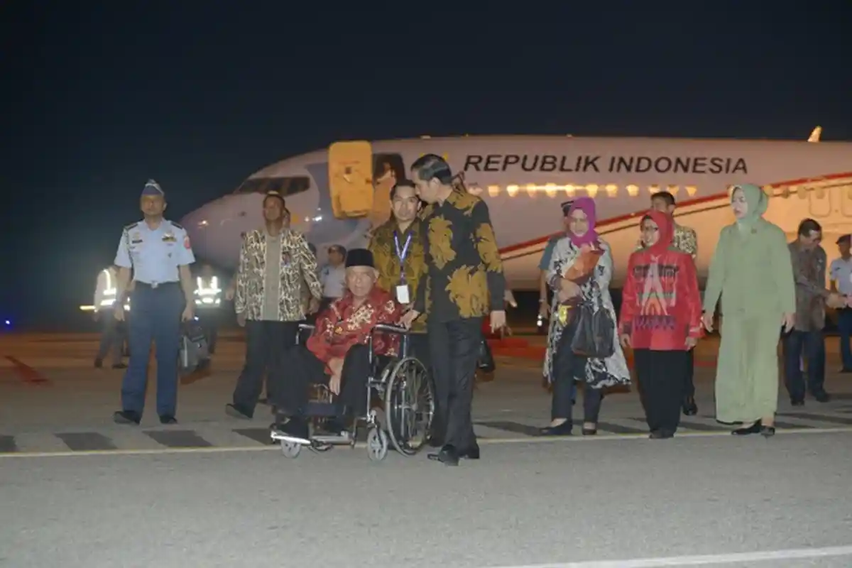 Saya Sempat Cium Tangan Pak Jokowi, Tangannya Wangi