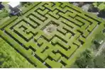 Taman-Labirin-Coban-Rondo.jpg