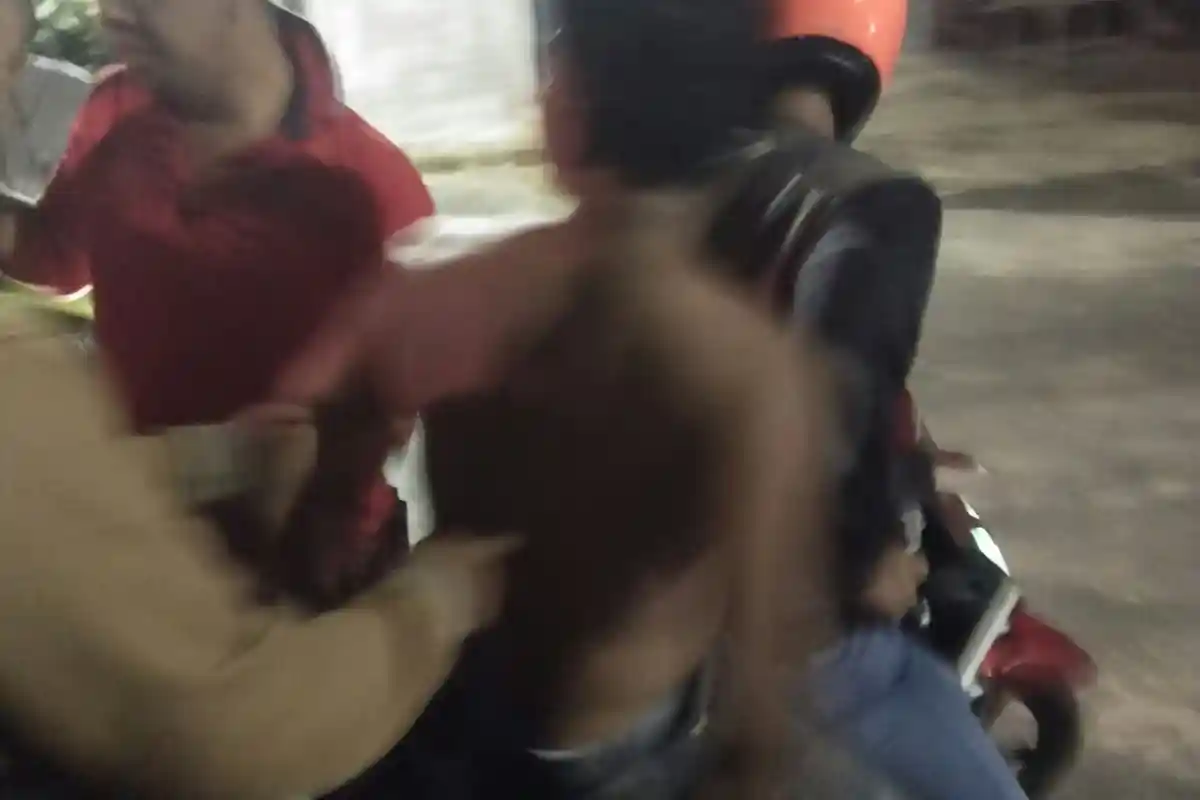 Setengah Mabuk Tenggak 5 Botol Miras, Oknum Polisi Bikin Onar di Kampung Baru Bandar Lampung