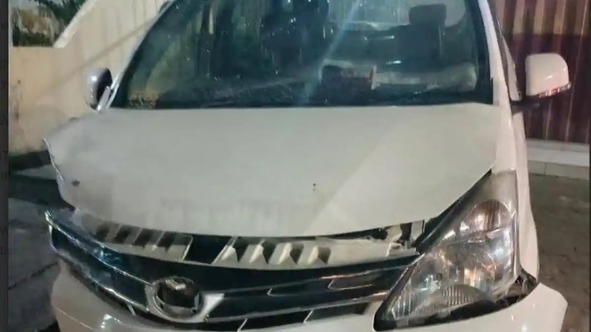 Adu Moncong Xenia Vs Jazz, 1 Korban Kecelakaan Dilarikan ke RS