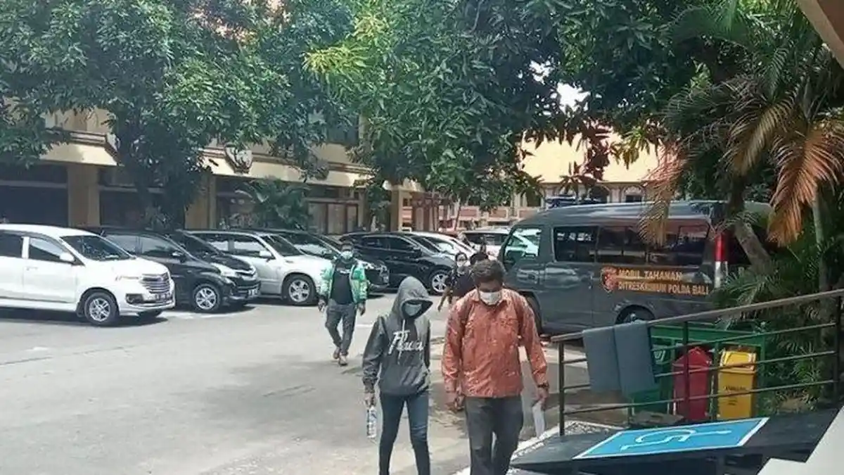 Dari Minta Dilayani Berhubungan Badan hingga Lakukan Pemerasan, Oknum Polisi Ini Dilaporkan PSK