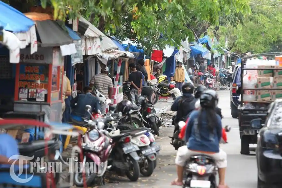 JK ke Makassar, PKL Al Markaz Masih Ada