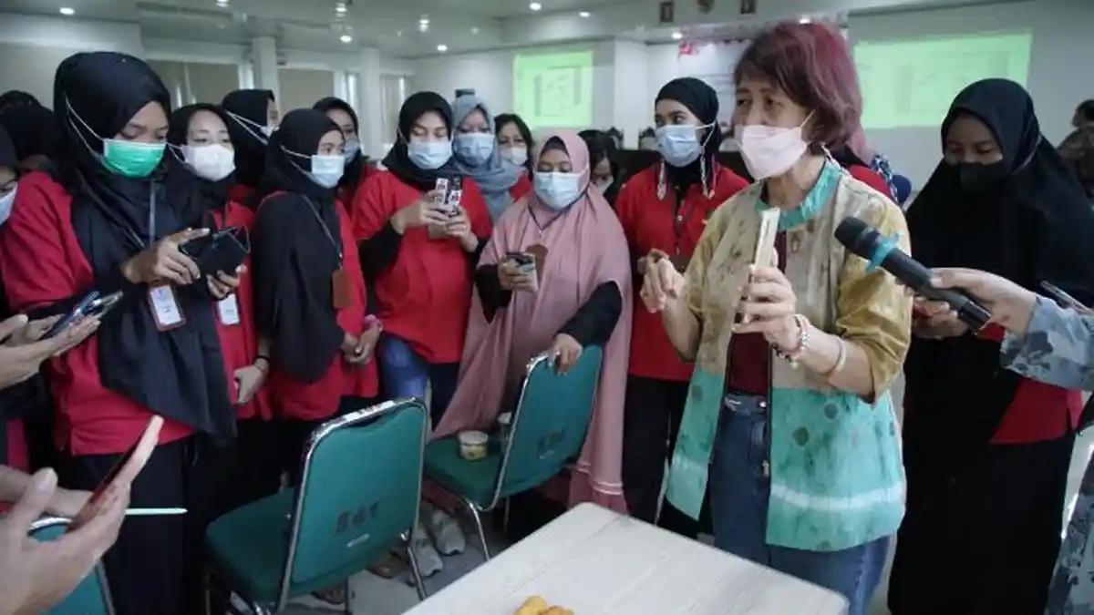 BBPPKS Makassar Latih 'Emak-emak' Warga Miskin di Gowa Bikin Usaha Kuliner