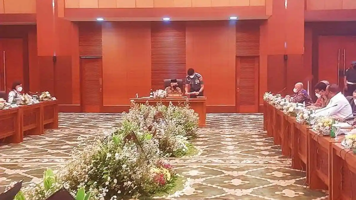 Buka Rapat Pleno ke-2 KNEKS, Wapres: Kita Harus Bergerak Lebih Cepat dan Kompak