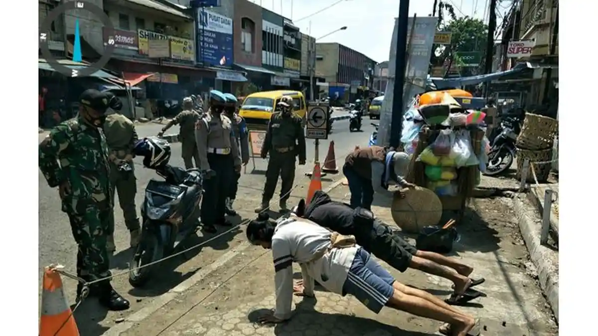 Masih Zona Merah Covid-19, Karawang Segera Berlakukan Kembali PSBM