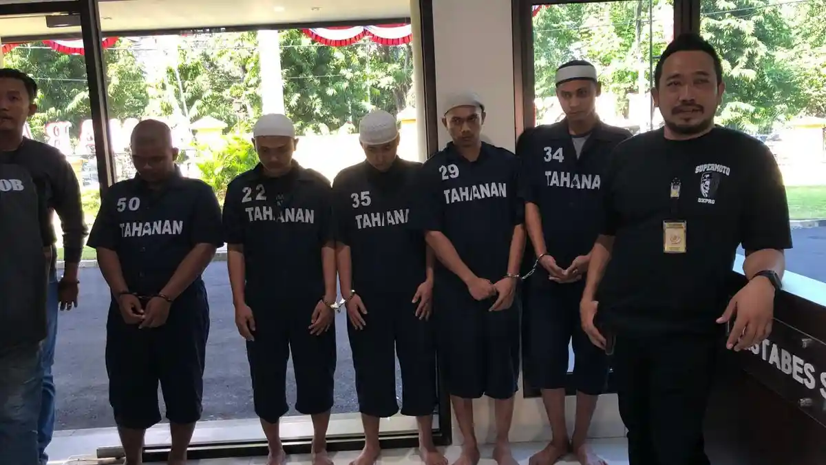 Gara-gara Tulisan di Kaos, Pemuda di Semarang Dikeroyok Teman Kerjanya