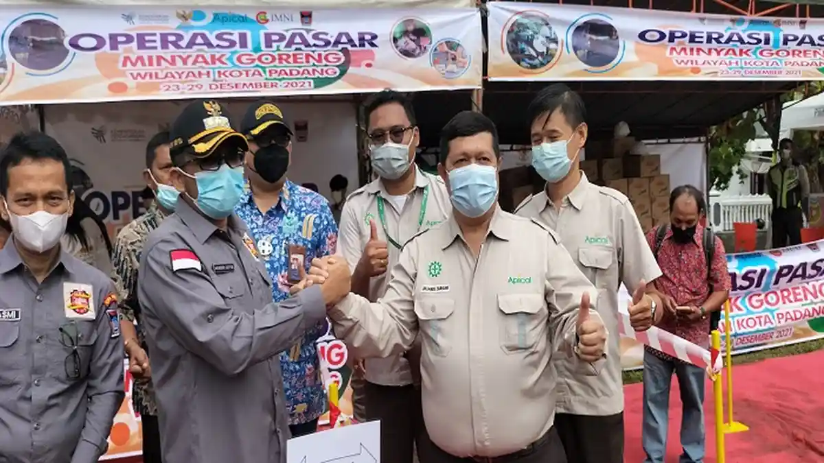 Pasar Murah di Kota Padang, 20 Ribu Liter Minyak Goreng Digalang Dinas Perdagangan, dan Apical