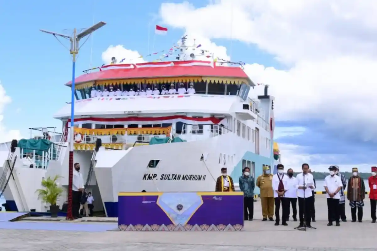 Presiden Jokowi Resmikan Pelabuhan Kaledupa, Tomia, Binongko di Wakatobi, dan Kapal Sultan Murhum II