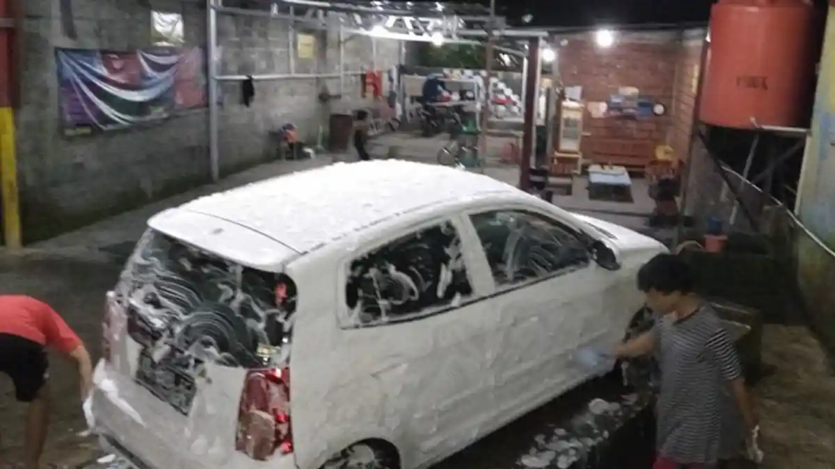 Rawat Mobil Kesayangan secara Maksimal dengan Layanan Cuci Bersih Al-Fathzs