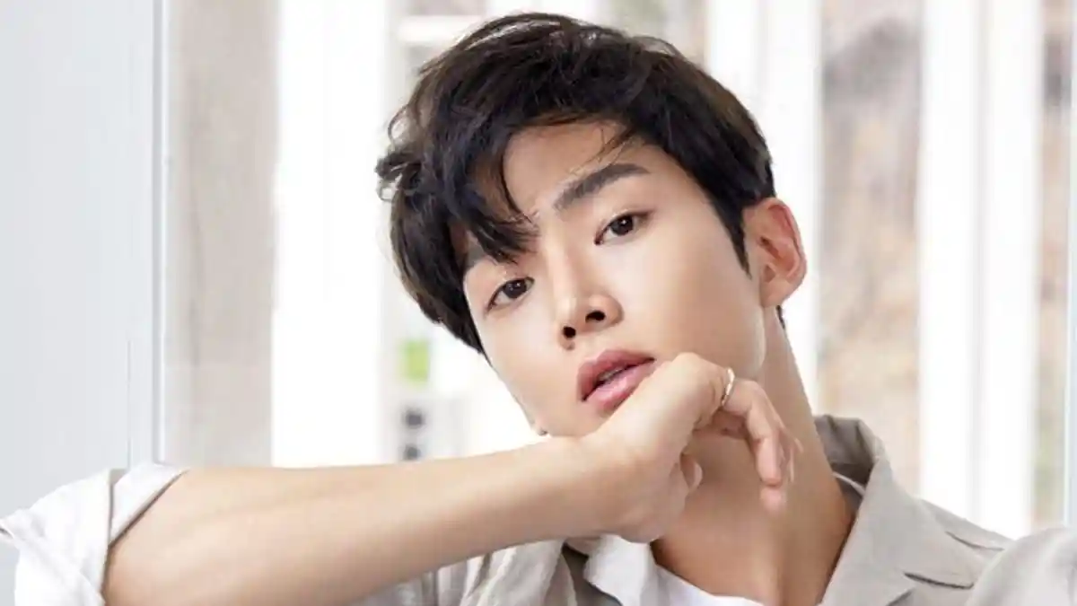 Profil-Biodata Rowoon, Member Grup SF9 yang Jadi Pemeran Utama Drama Korea 'Extraordinary You'