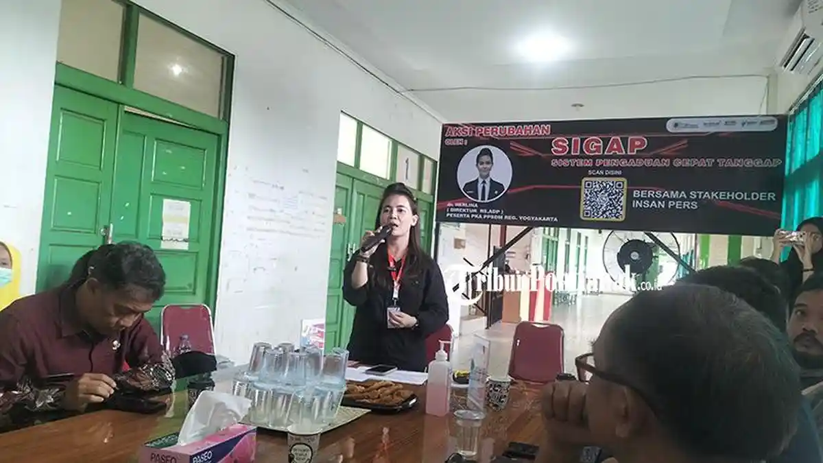 Berdiskusi dengan Media, RSUD dr Achmad Diponegoro Putussibau Buka Pelayanan SIGAP