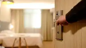 Apa-Arti-Bed-Down-di-Hotel-Simak-Arti-Kata-Bed-Down-yang-Jadi-Aturan-Perhotelan.jpg