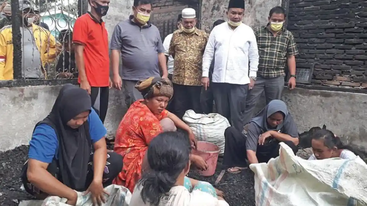 Golkar Aceh Tenggara Bantu Korban Kebakaran