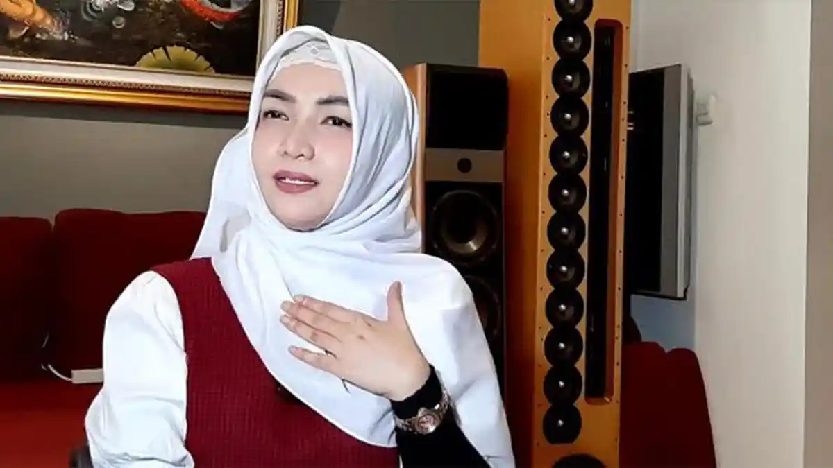 Membayangkan Almarhumah Ibunya Masih Ada, Ini yang Dilakukan Roro Fitria Saat Sahur
