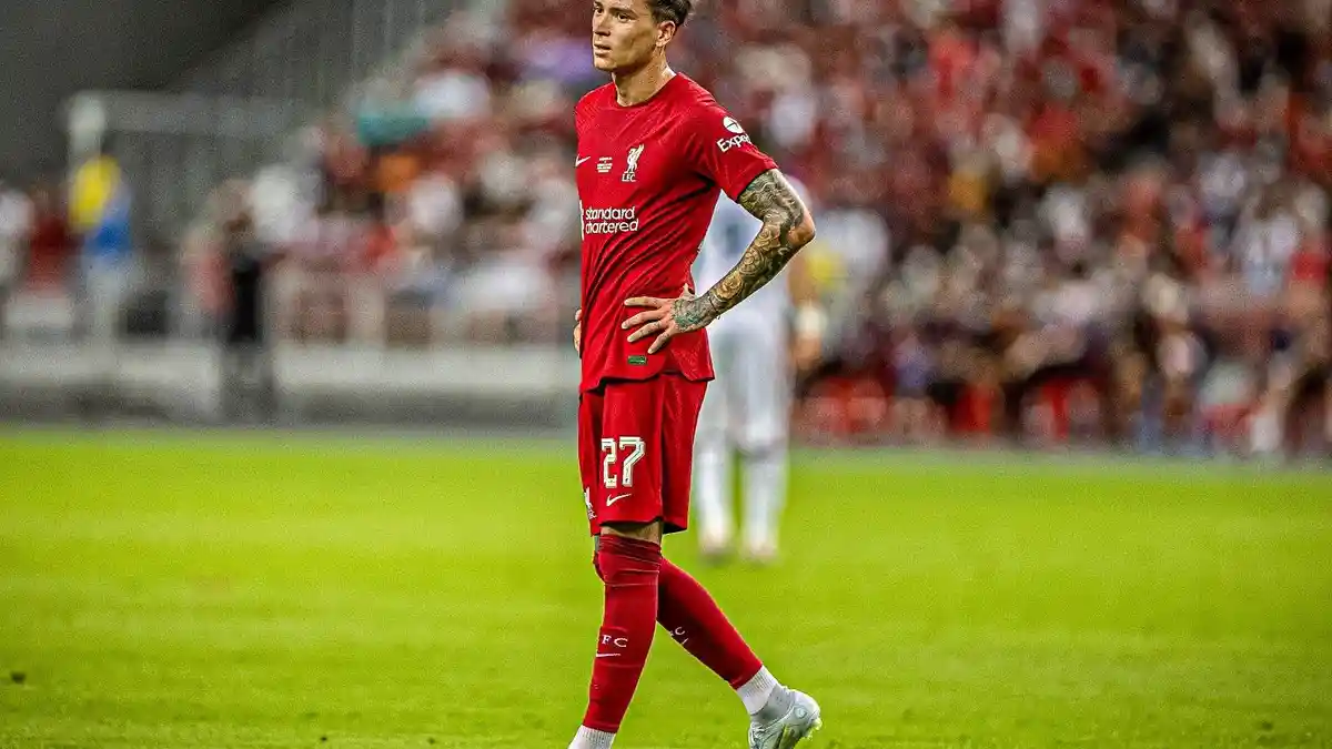 LIGA INGGRIS - Pembelian Darwin Nunez Dianggap Gagal, Bek Liverpool Minta Para Fan Sabar