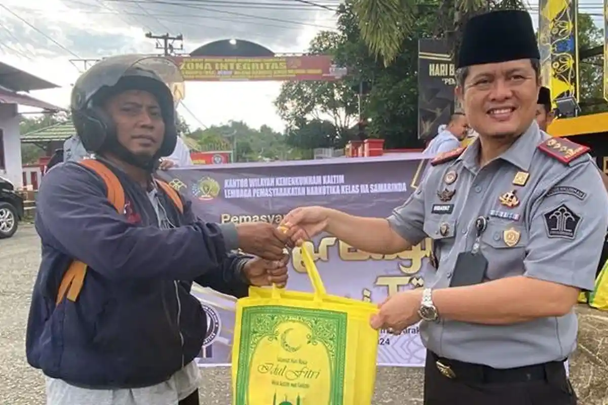 Peringati Hari Bakti Kemasyarakatan Ke-60, Lapas Kelas IIA Samarinda Bagikan Sembako dan Takjil