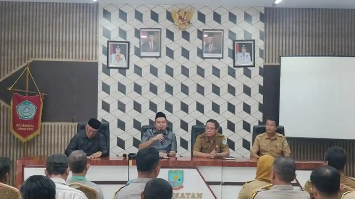 Kemas Faried Diskusi Perbaikan di Pasar Simpang Pulai dengan Masyarakat dan Pengelola