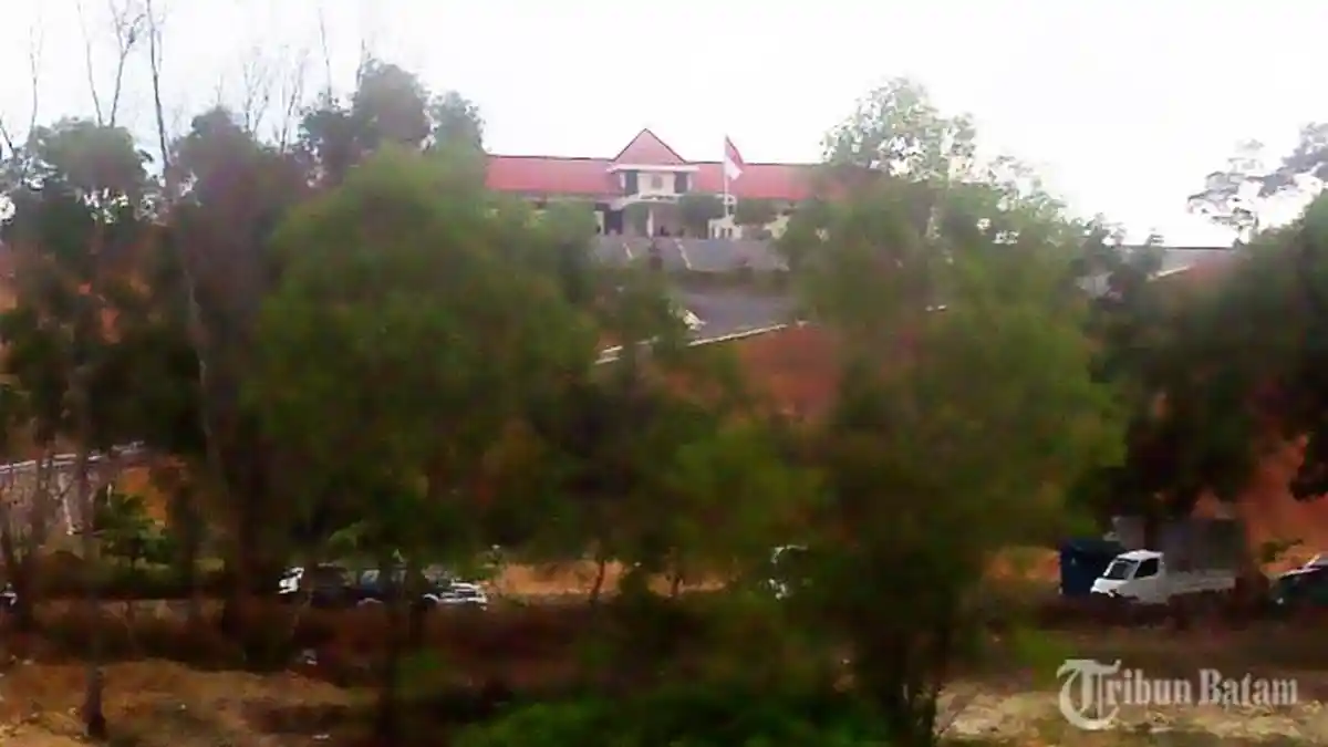 Tim Forensik Bentrokan Batam Datangi Ruko Kosong dan Rumah Warga
