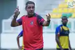 Berita-Arema-FC-Hari-Ini-Populer-Modal-Clean-Sheet-Lawan-Persib-Duka-Pablo-Oliveira-Absen-9-Bulan.jpg