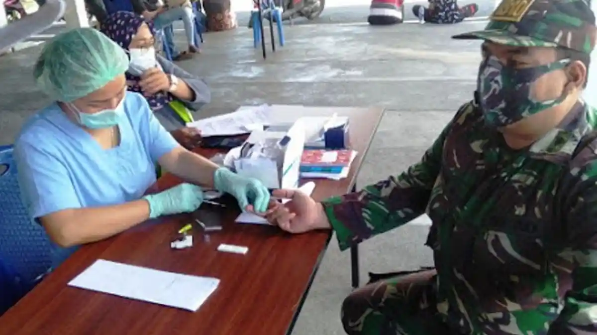 Personel Kodim 1310/Bitung Jalani Rapid Antigen