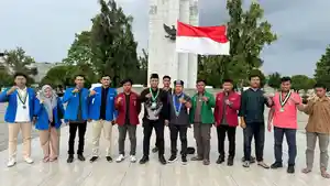 Cipayung-Plus-Sumut-di-Taman-Makam-Pahlawan-Medan.jpg