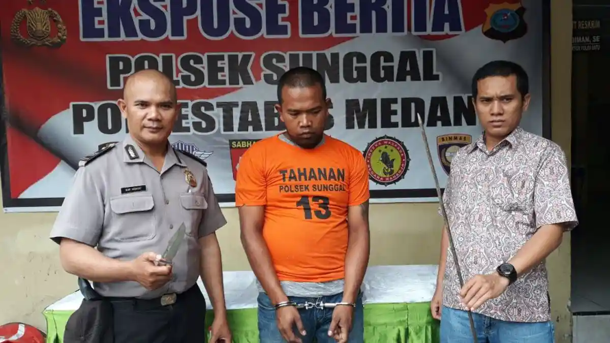 Tak Diberi Uang Karena Malas Bekerja Adik Nyaris Tombak Abang